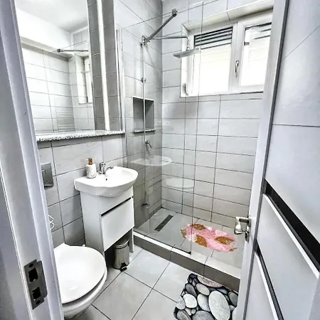 Black Sea - Uzina De Pizza Apartment