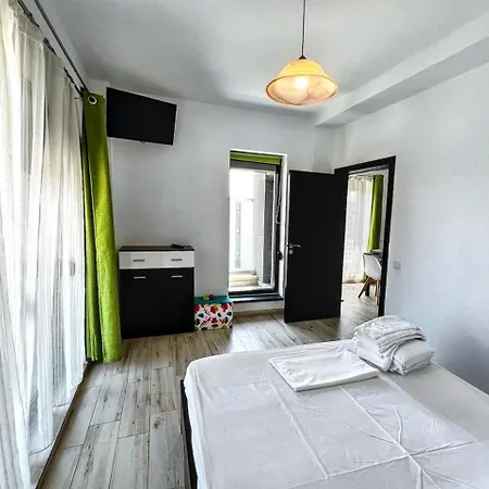 아파트 Black Sea - D24 Si Uzina De Pizza Năvodari