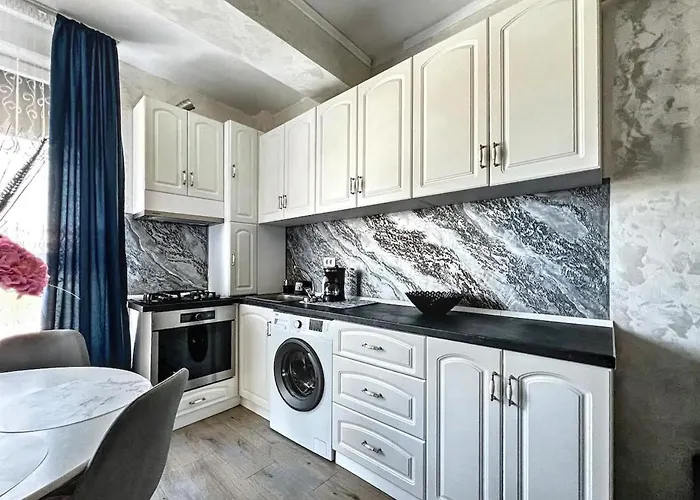 Black Sea Booking - Uzina De Pizza *