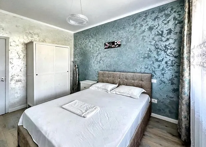 Black Sea - D24 Si Uzina De Pizza * Năvodari